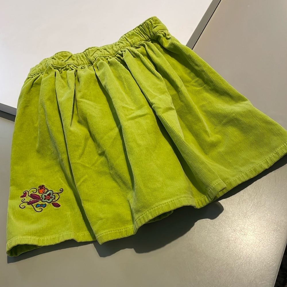 🔥 5/$25 - green corduroy skirt